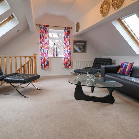 Dragon'S Den Apartment Chester Bagian luar foto