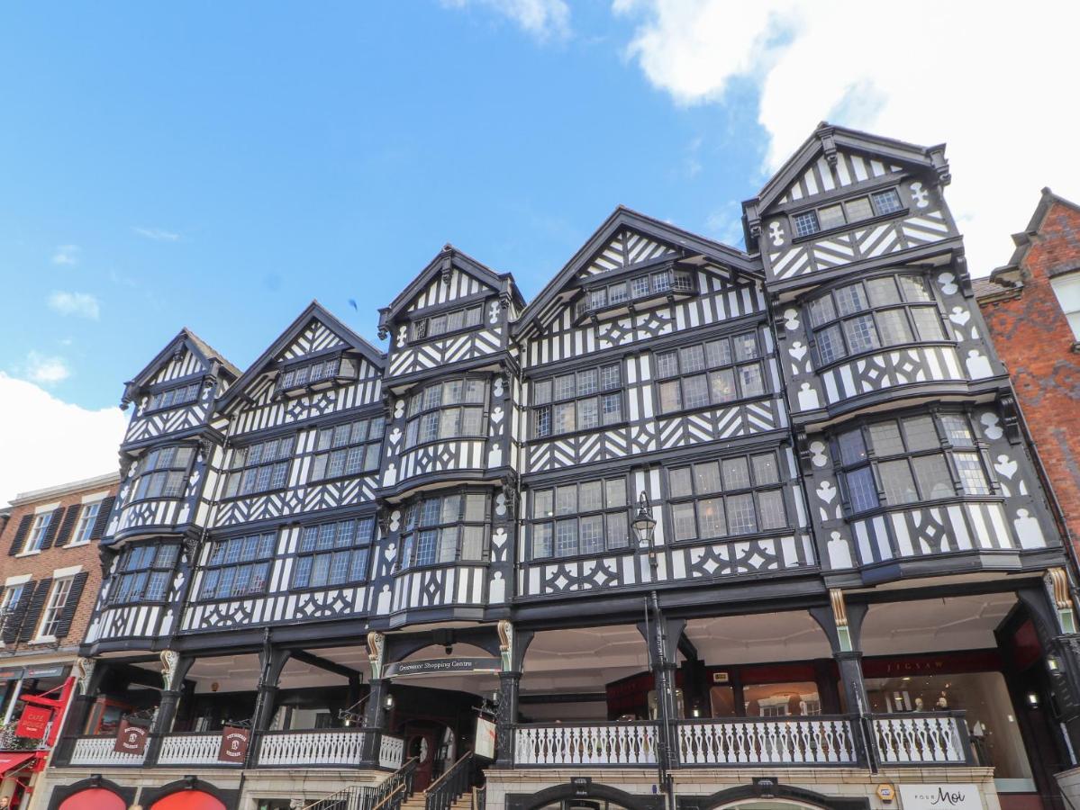 Dragon'S Den Apartment Chester Bagian luar foto