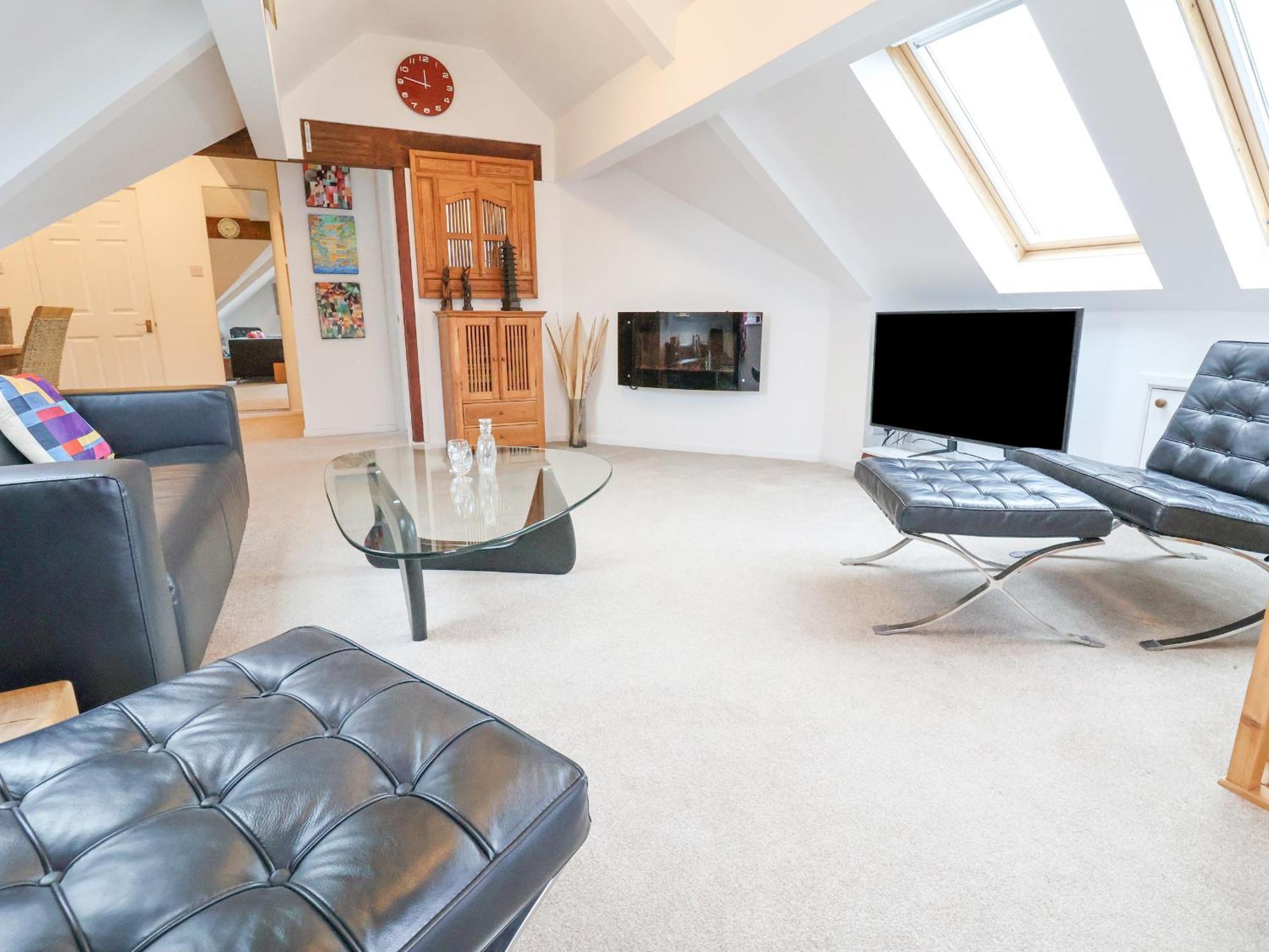 Dragon'S Den Apartment Chester Bagian luar foto