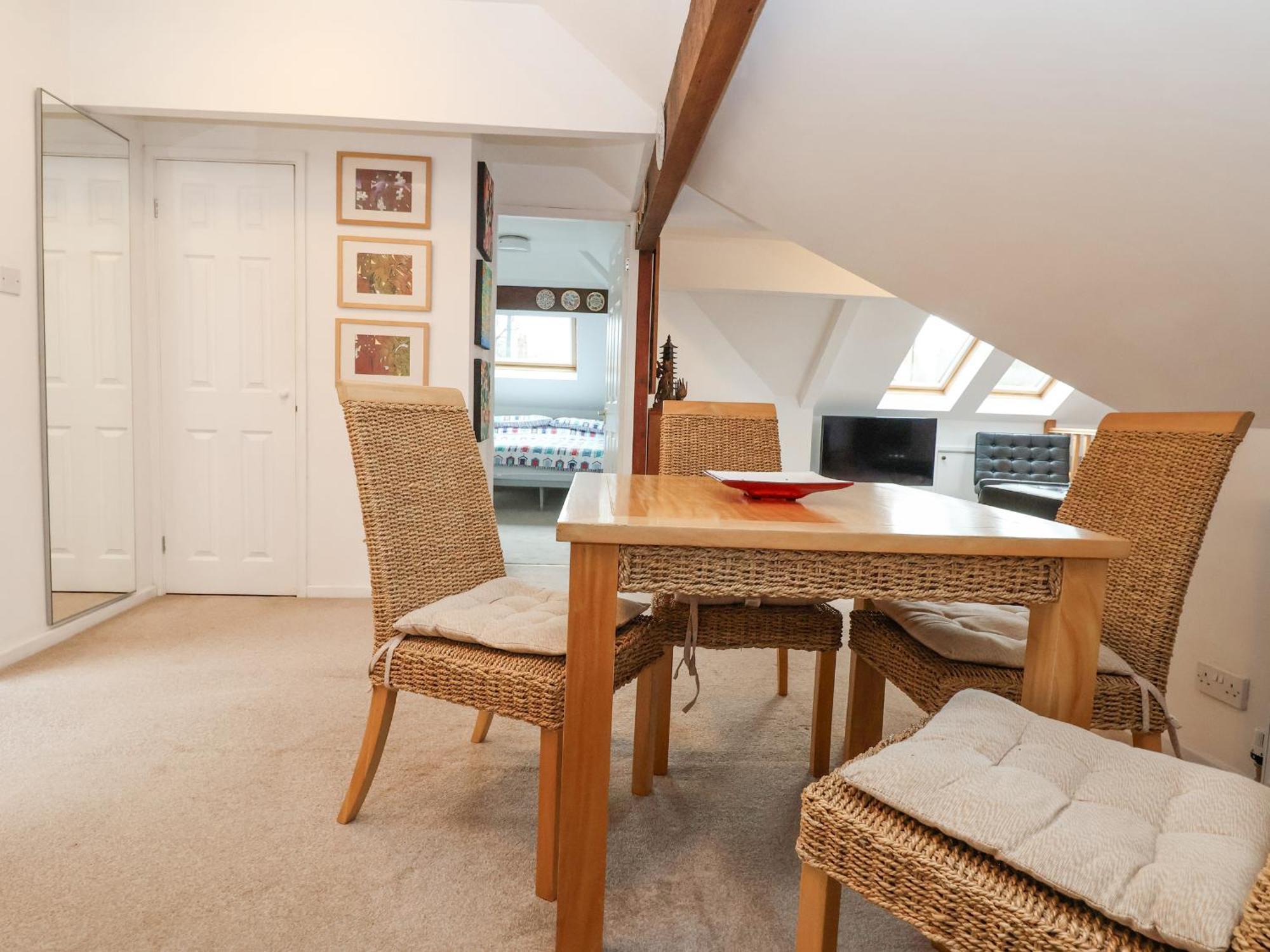 Dragon'S Den Apartment Chester Bagian luar foto
